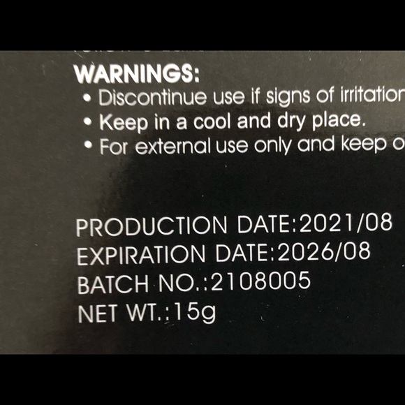 Glowing Face Glitter Eye Shadow 18 Color Glitter New with Box Makeup Kit - Picture 10 of 12